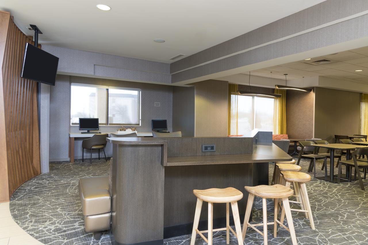 Springhill Suites Grand Rapids North Exterior foto