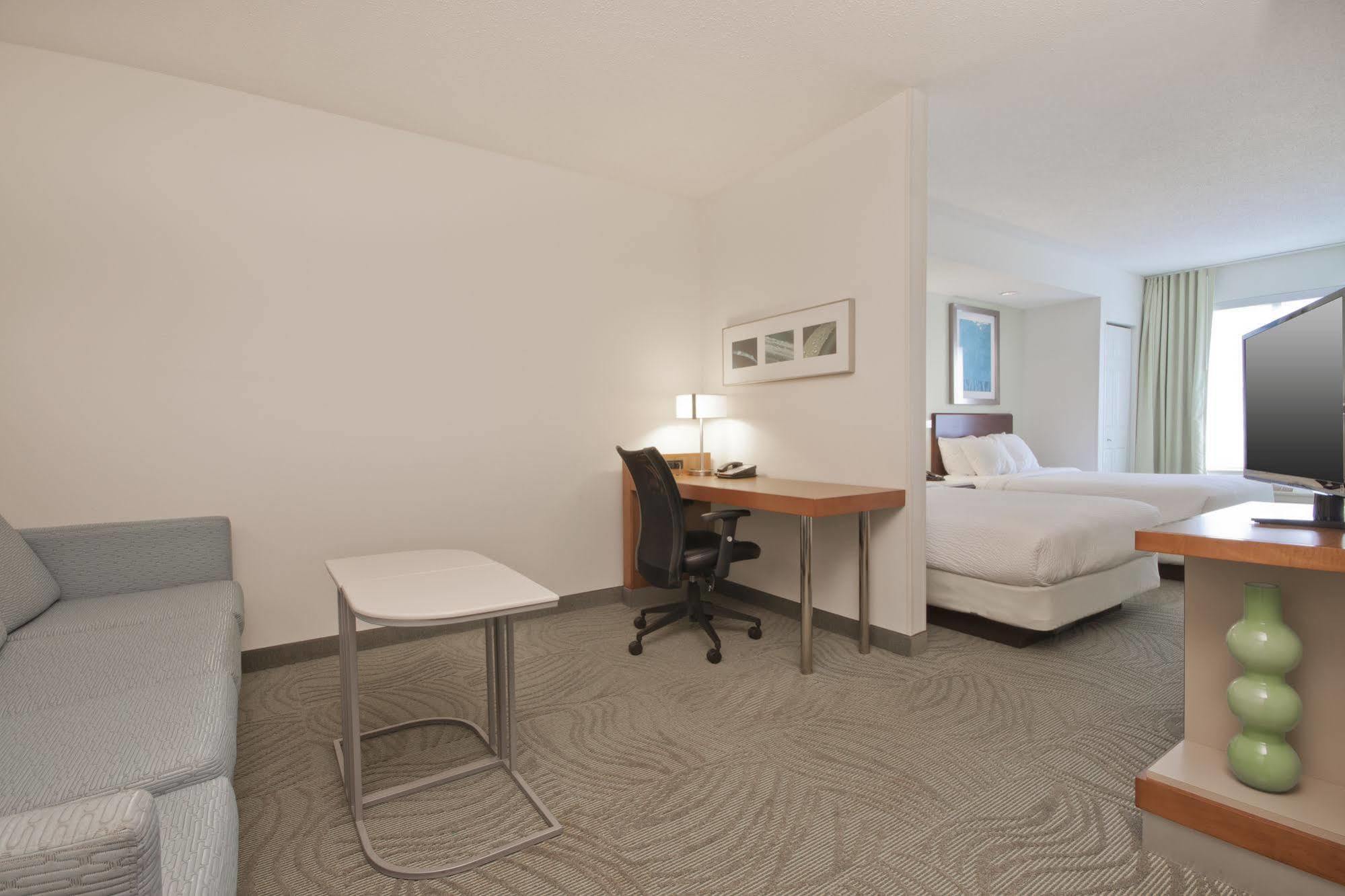 Springhill Suites Grand Rapids North Exterior foto
