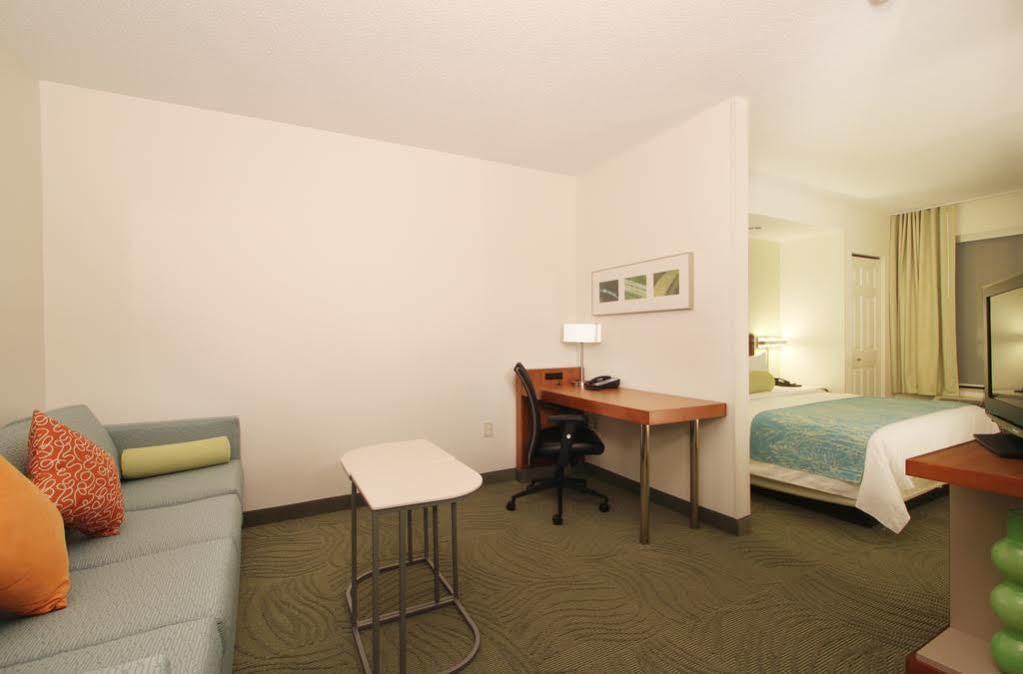 Springhill Suites Grand Rapids North Exterior foto